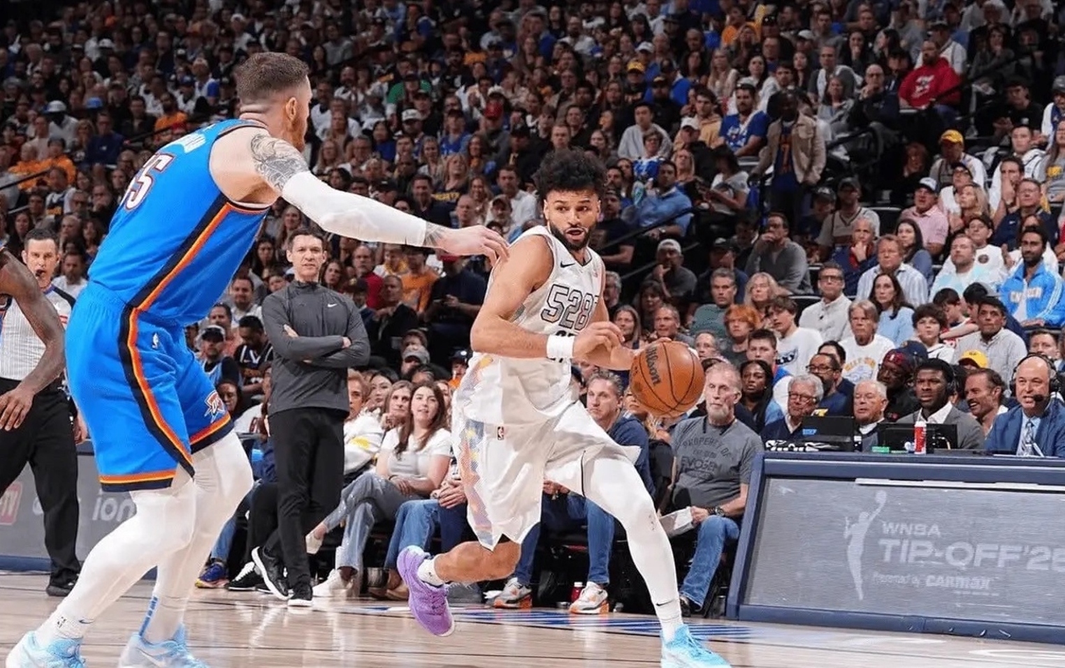 穆雷在篮网比赛中战术调整，比赛局势复杂引发热议！全场沸腾不已的简单介绍