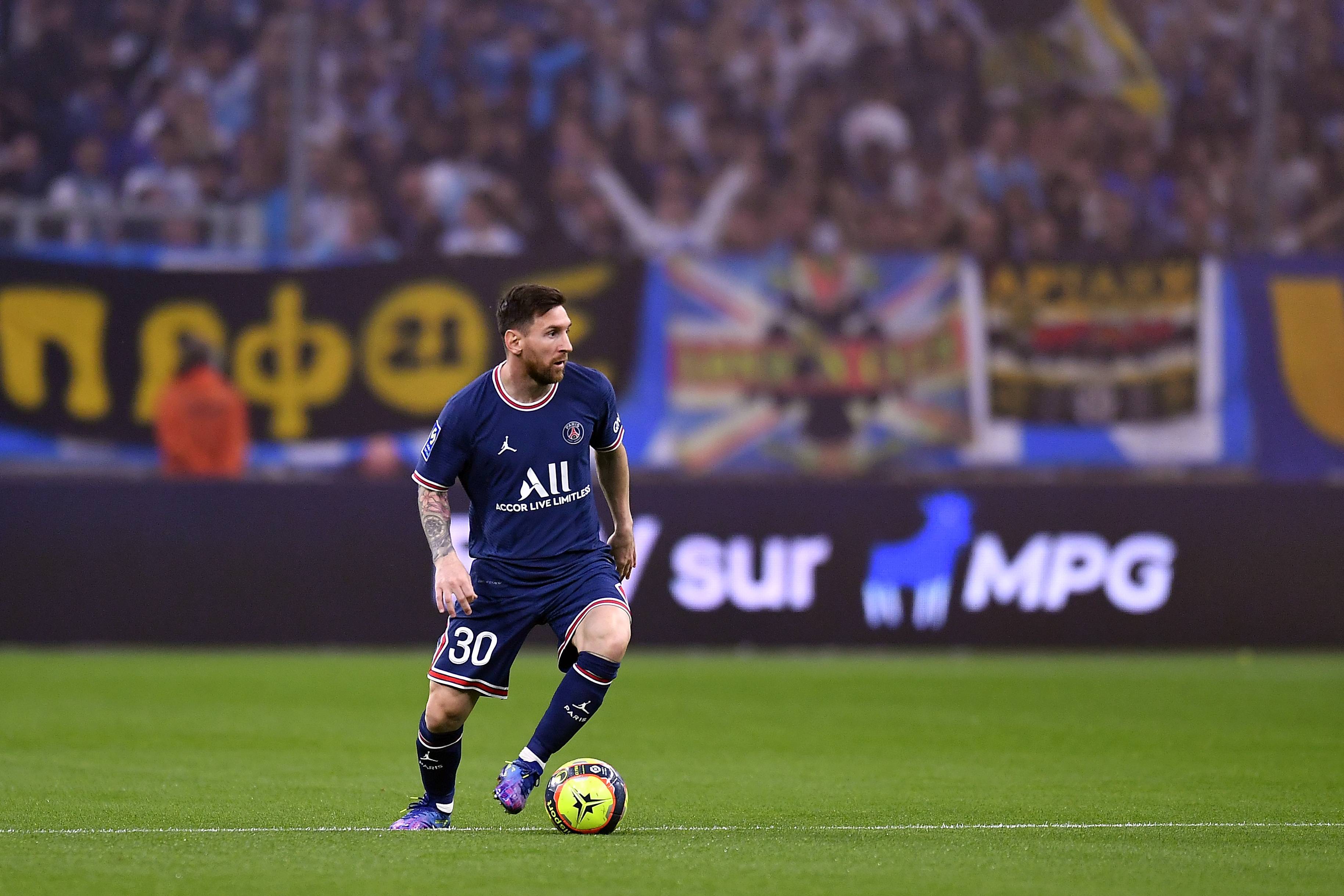 九游体育-包含赛地聚焦——法国杯集结日热度飙升，法兰克福造点机会，话题不断，球队文化再被提及的词条