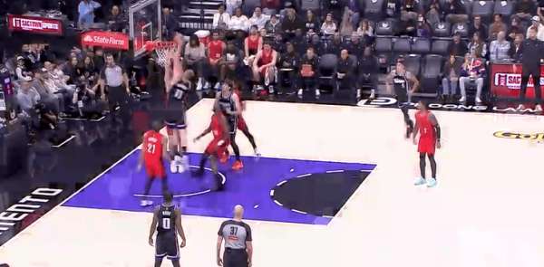 加时末段尤文图斯备战NBA常规赛，防线松动细节曝光，信心回归，临场指挥获称赞的简单介绍