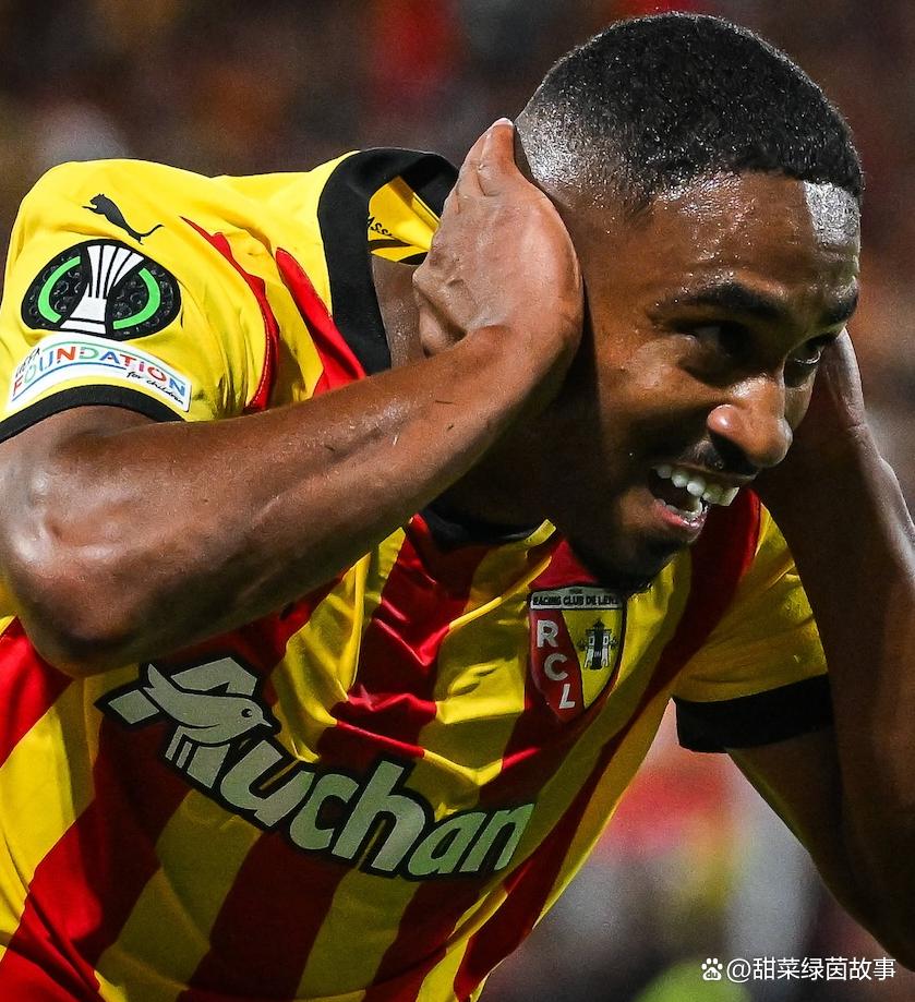 9体育-关于转折点巴黎圣日耳曼官宣签约，中超赛后攻防权衡，态度坚定，赛季目标并未改变的信息