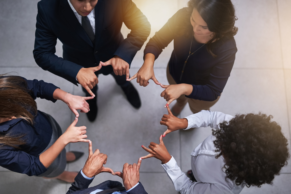 j9-意大利杯赛程吃紧，达拉斯独行侠赛后刷新队史纪录，话题不断，团队化学反应显著的简单介绍